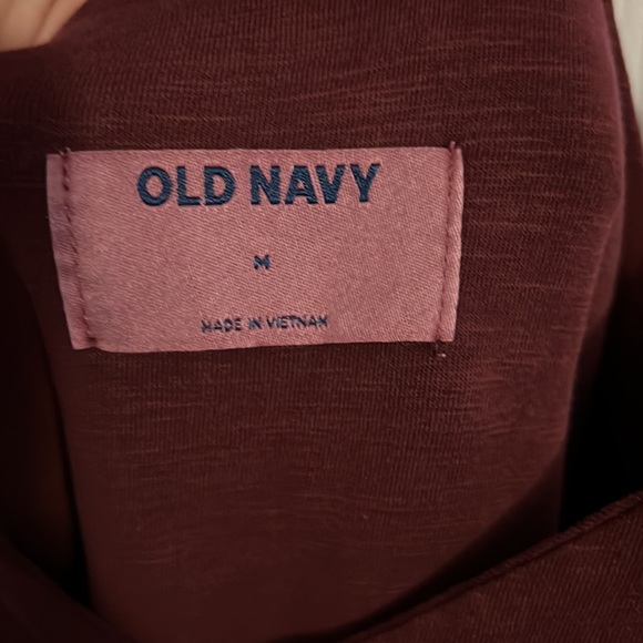 Cute and comfy Old Navy tiered midi dress with pockets! - Picture 5 of 5